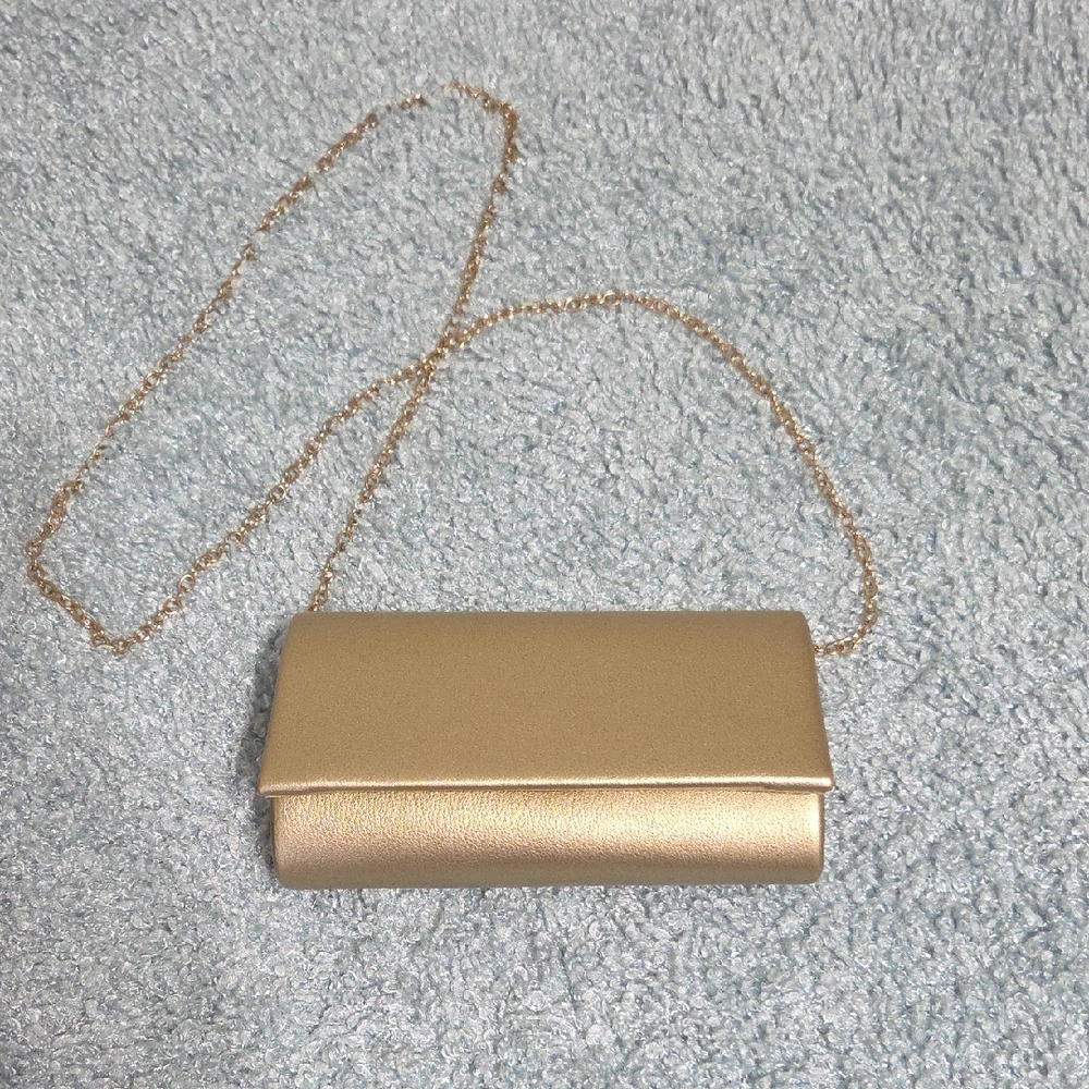 Elegant Gold Clutch Bag